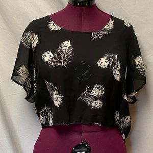 h.i.p. happening in the present cropped blouse